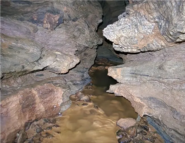 cuevas en malaga cueva del agua