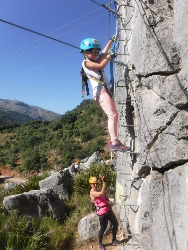 via ferrata benaojan infantil 7